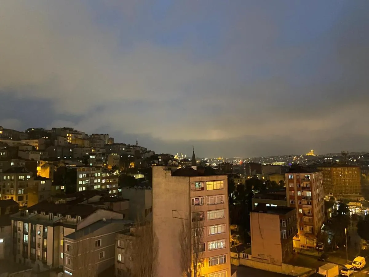 Apartmán Amazing Big Flat In Taksim Turecko